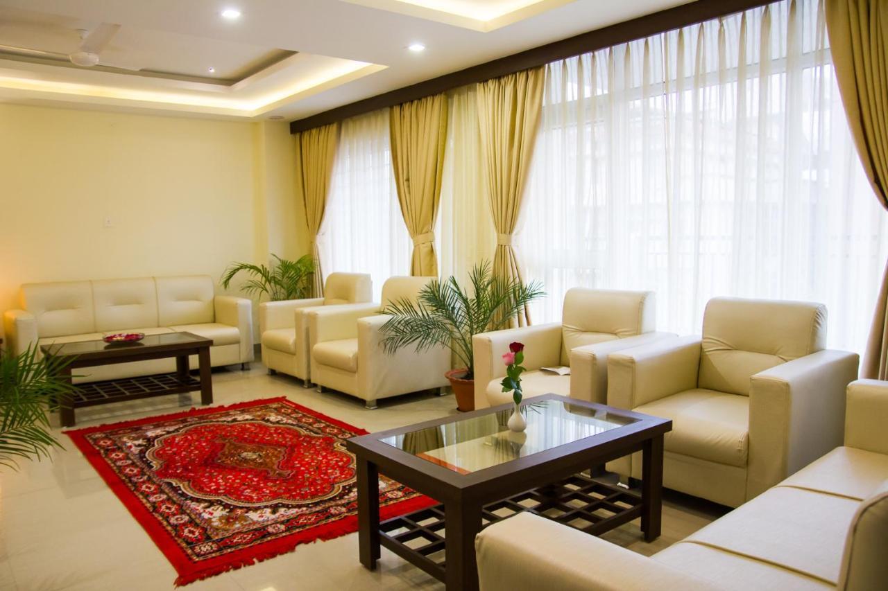 Hotel Park Riviera Guwahati Luaran gambar